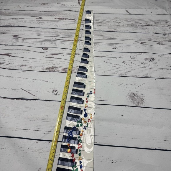 Vintage Piano Keys Tie - Picture 3 of 4